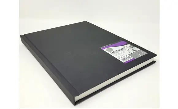 [1503838] Cahier à esquisses 21.6 x 27.9 cm (8.5" x 11"), 100 g/m2, couverture noire, reliure allemande